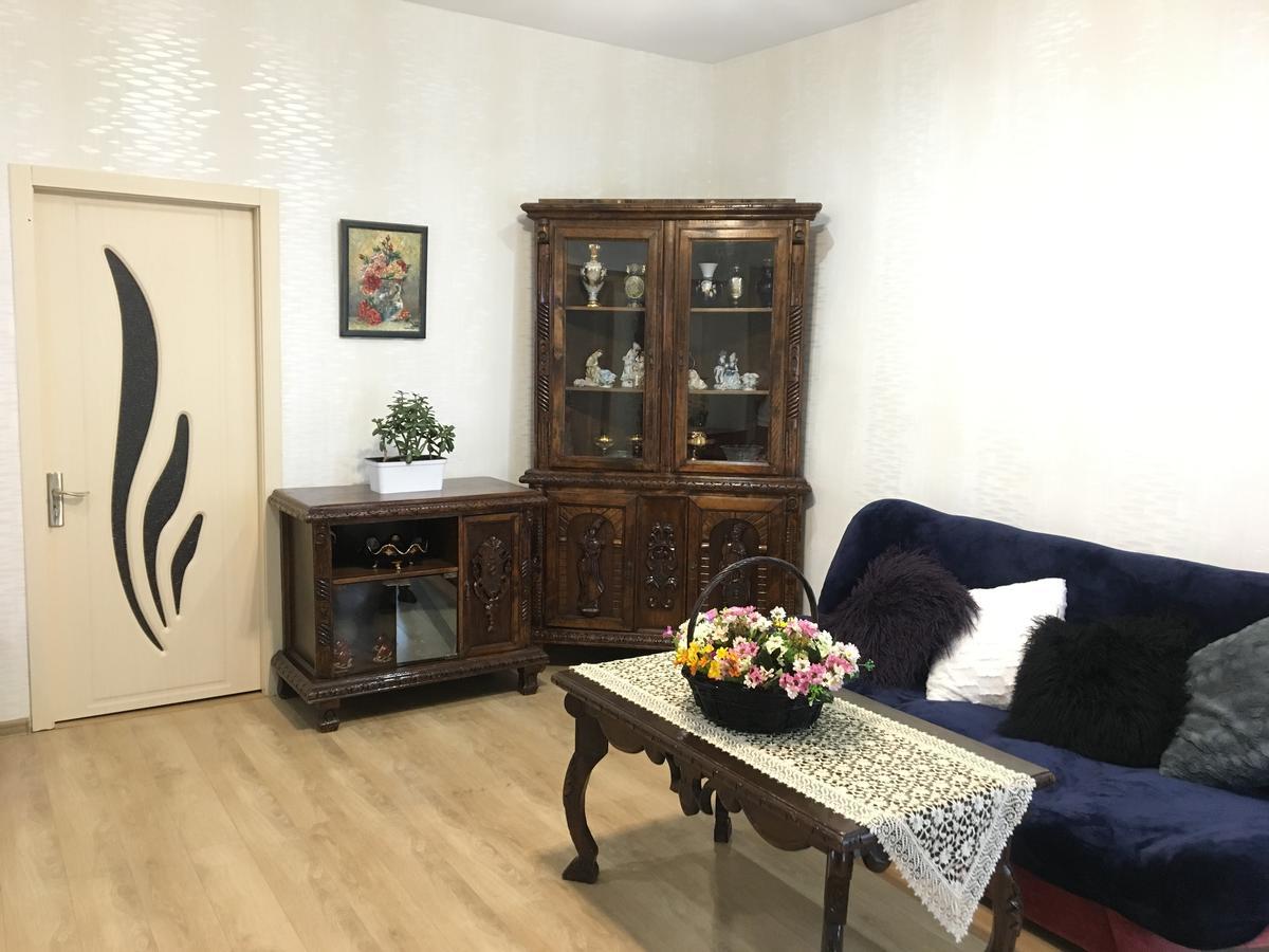 Newly Renovated House Apartamento Tbilisi Exterior foto