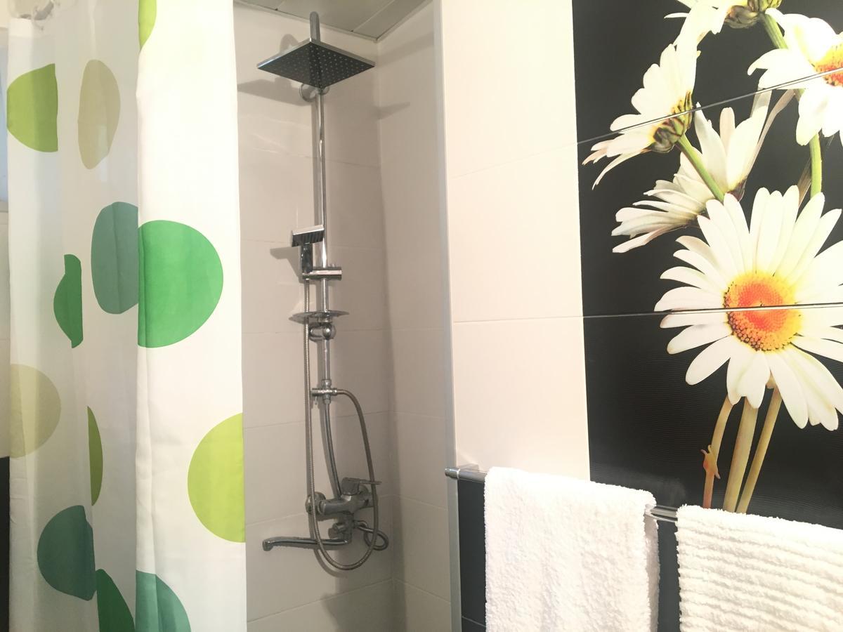 Newly Renovated House Apartamento Tbilisi Exterior foto