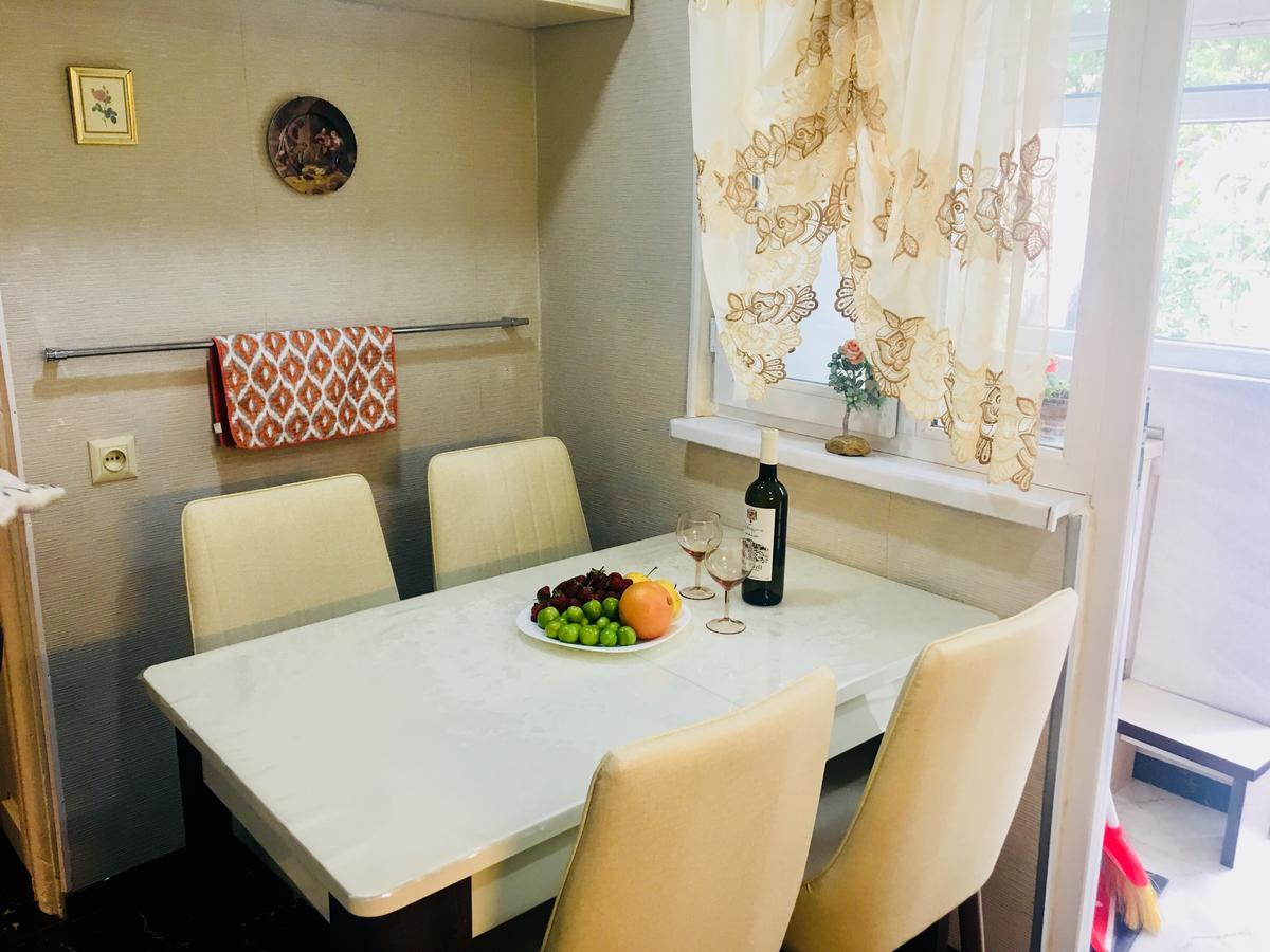 Newly Renovated House Apartamento Tbilisi Exterior foto