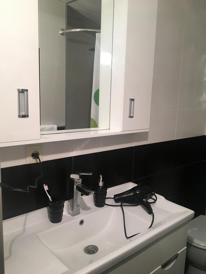 Newly Renovated House Apartamento Tbilisi Exterior foto