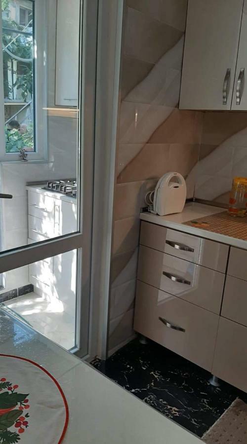 Newly Renovated House Apartamento Tbilisi Exterior foto