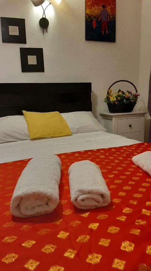 Newly Renovated House Apartamento Tbilisi Exterior foto